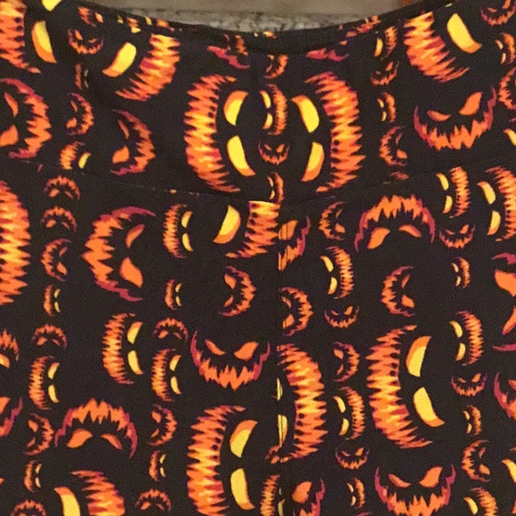 Halloween LulaRoe leggings - Picture 3 of 7